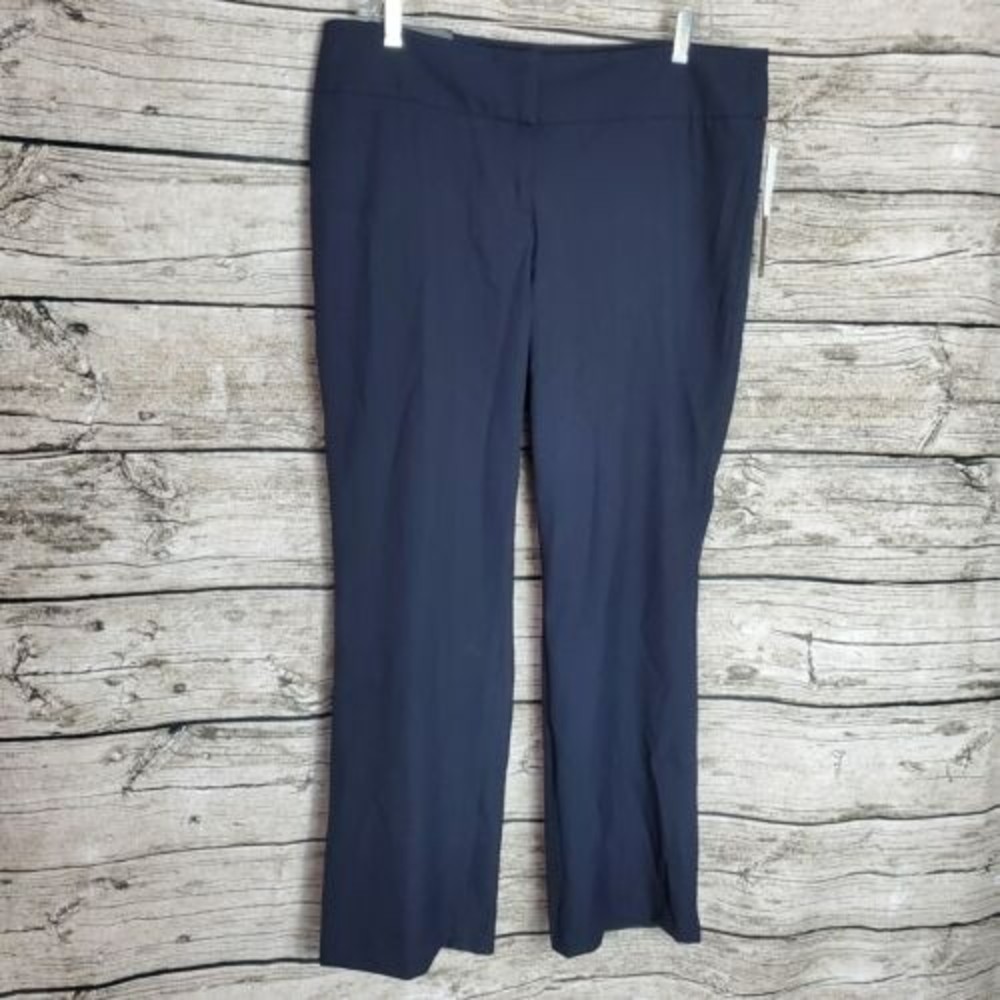 Leyla Petite Narrow Boot Leg  Pants Size 12 Petite
